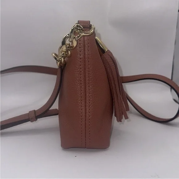 MICHAEL KORS Bedford Leather Crossbody Bag - Picture 9 of 15